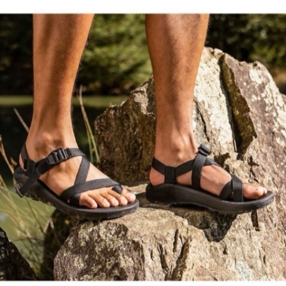 Chaco mens Z classic black sandals with toe loop size 10
